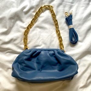 Crossover convertible clutch bag